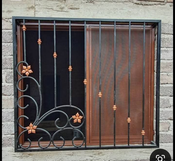 naijaratee's tweet photo. I am a welder pls promote my business 
I take custom orders for gates, security grilles,fencing.container, and burglary
Send a message if you need something made. https://t.co/kvGHFOwMo8
