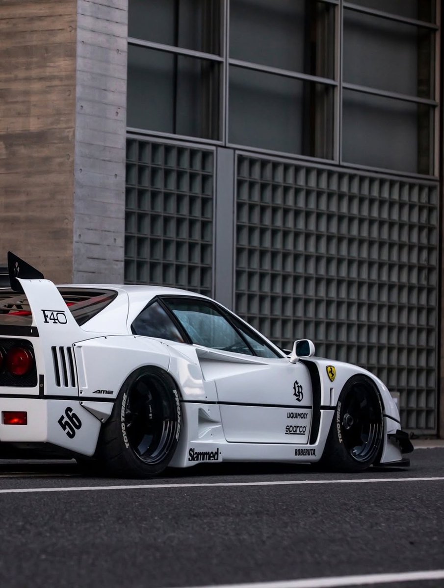 Venosier's tweet photo. Ferrari F40 in Japan 🇯🇵 https://t.co/mEWb1550ey
