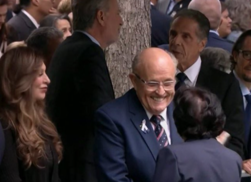 acnewsitics's tweet photo. WHOA WHOA WHOA Rudy Giuliani was smiling and laughing also!!! https://t.co/KDChIXjO0I