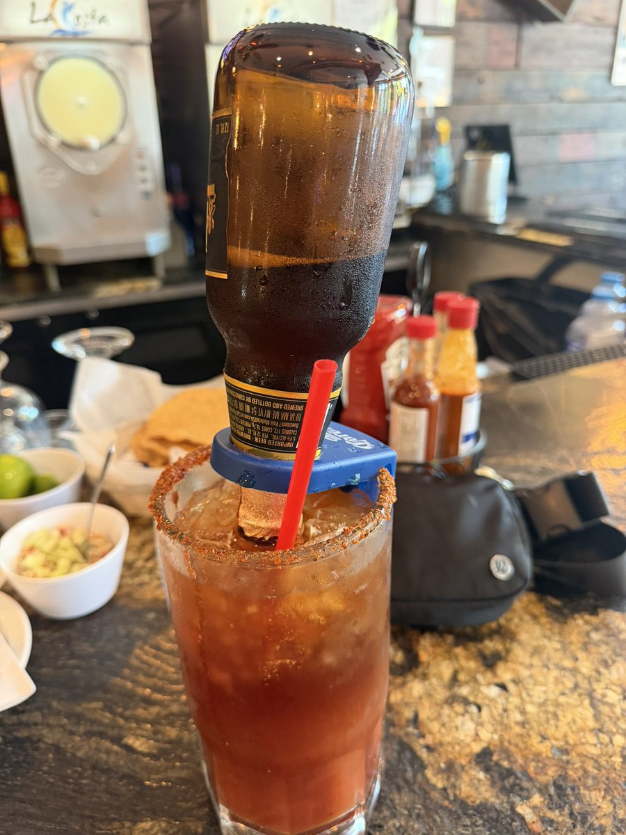andxchv_'s tweet photo. Iโm having a Michelada @ the OG LaCosta
#postgym
I work out for nothing
๐ง๐ #emeraldgreenset https://t.co/9t0RsamRGW