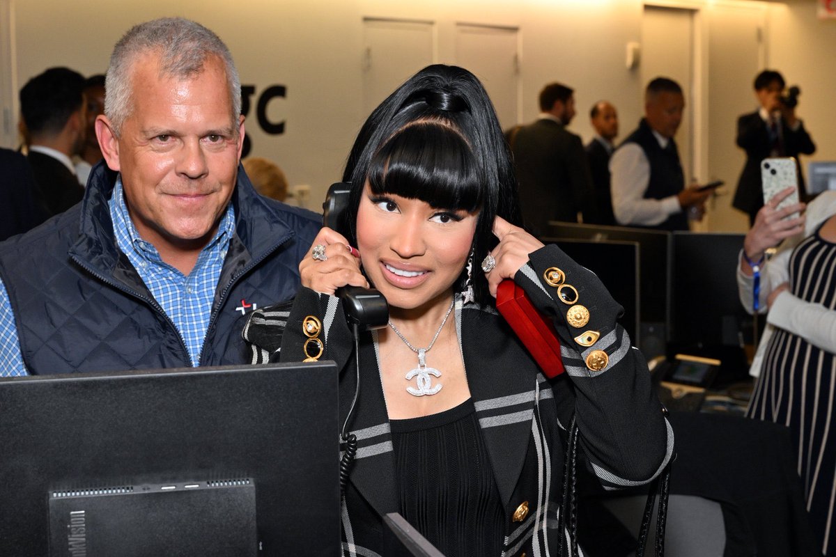NMinajNation's tweet photo. .@NICKIMINAJ at the 2026 Cantor Fitzgerald Relief Fund Charity Day. https://t.co/mcDZimrMJW