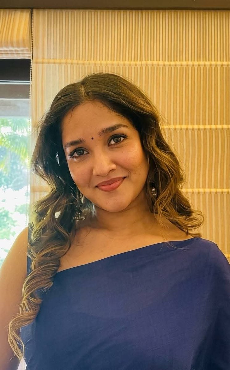 PVijay64048's tweet photo. Anikha 👑🥰🍑 https://t.co/JMJSvtHxev