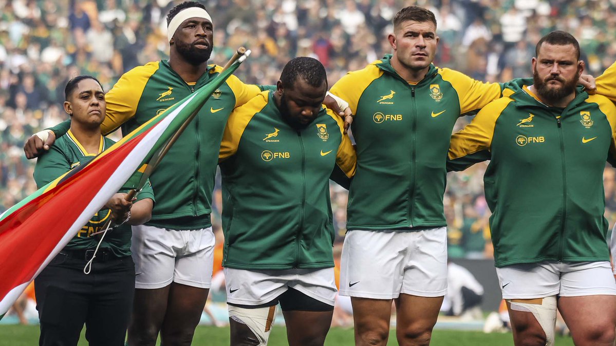 Springboks's tweet photo. Siya Kolisi: “In my experience, it doesn’t get tougher than this. It’s like playing four Rugby World Cup finals in as many weeks” - more here: https://t.co/mq6kCQ3xYH 
#Springboks #ForeverGreenForeverGold #RugbysGreatestRivalry https://t.co/2nKJbyBsry