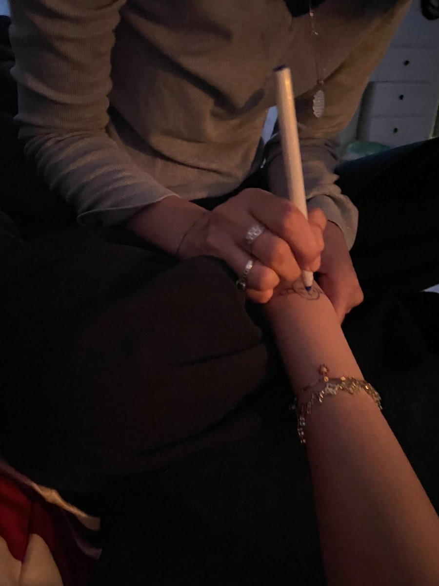 voidblooomed's tweet photo. Even the small moments with you mean a lot to me https://t.co/PR3u5PAunZ