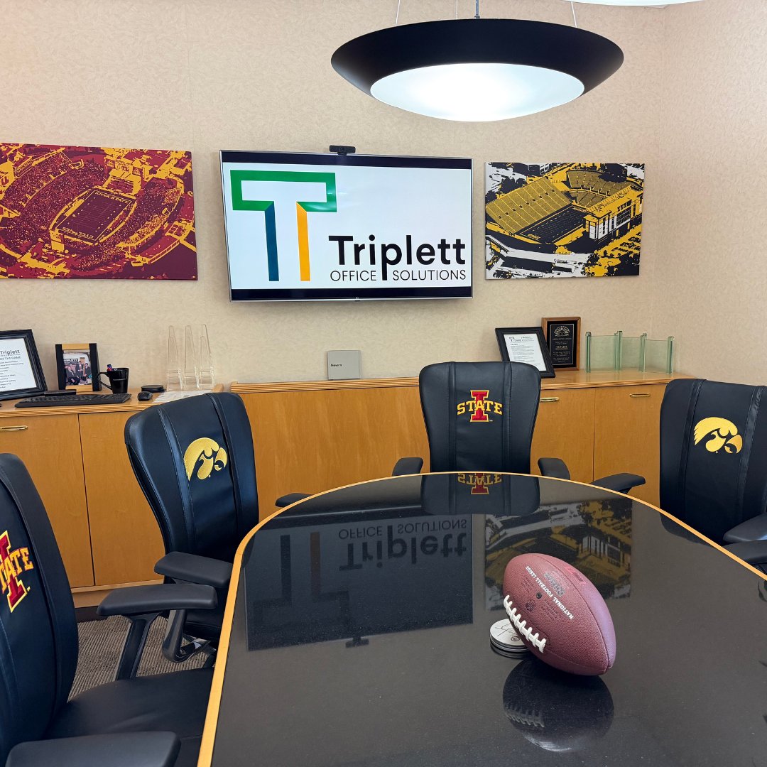 triplettoffice's tweet photo. Split fandom and competitive friendliness during 🏈 CY-HAWK week here at the Triplett office! Per usual for the state of Iowa during this time... Perfect opportunity to get all the employees together for a team potluck before the big game on Saturday! https://t.co/eYzZzfZcR8
