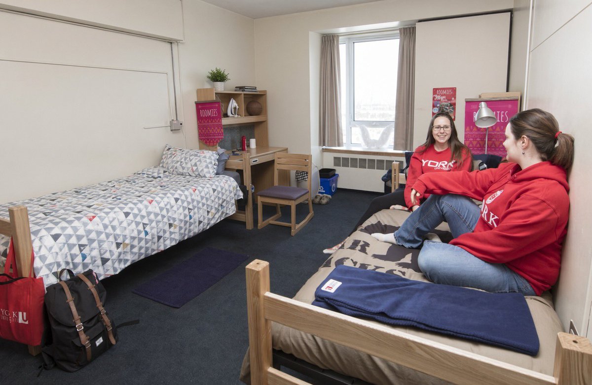 realgetyorked's tweet photo. Worst Roommate at York University https://t.co/iQwhn2IdNe