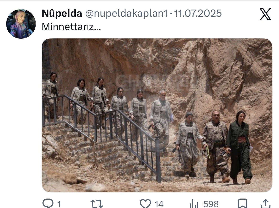 yilmazdayann's tweet photo. Kamu hizmetlerinde ve barolarda terör örgütü PKK yandaşlarını görmek istemiyoruz.

Kendisi henüz atanmamış bir stajyer avukat. Atandığı gün örgüt üyelerinin bir numaralı savunucusu olacak. Şu anda bile azılı propaganda yapıyor. Eline imkan geçse neler yapacağını kim bilir.

Irak Bölgesel Kürt Yönetimi’nin bayrağını bu topraklarda rahatça kullanabiliyor.

Tunceli’ye “DERSİM “ Diyarbakır’a “AMED” diyerek sözde Kürdistan propagandası yapmaktadır 

Bu şahıs hakkında soruşturma yapılması elzemdir.

Bu şahıs hakkında terör propagandası,suçluyu övme.Türkiye Cumhuriyetinin toprak bütünlüğüne saldırı, suçlarından dolayı ayrı ayrı şikayetçi olacağım.

@nupeldakaplan1 👈

@TC_icisleri @adalet_bakanlik