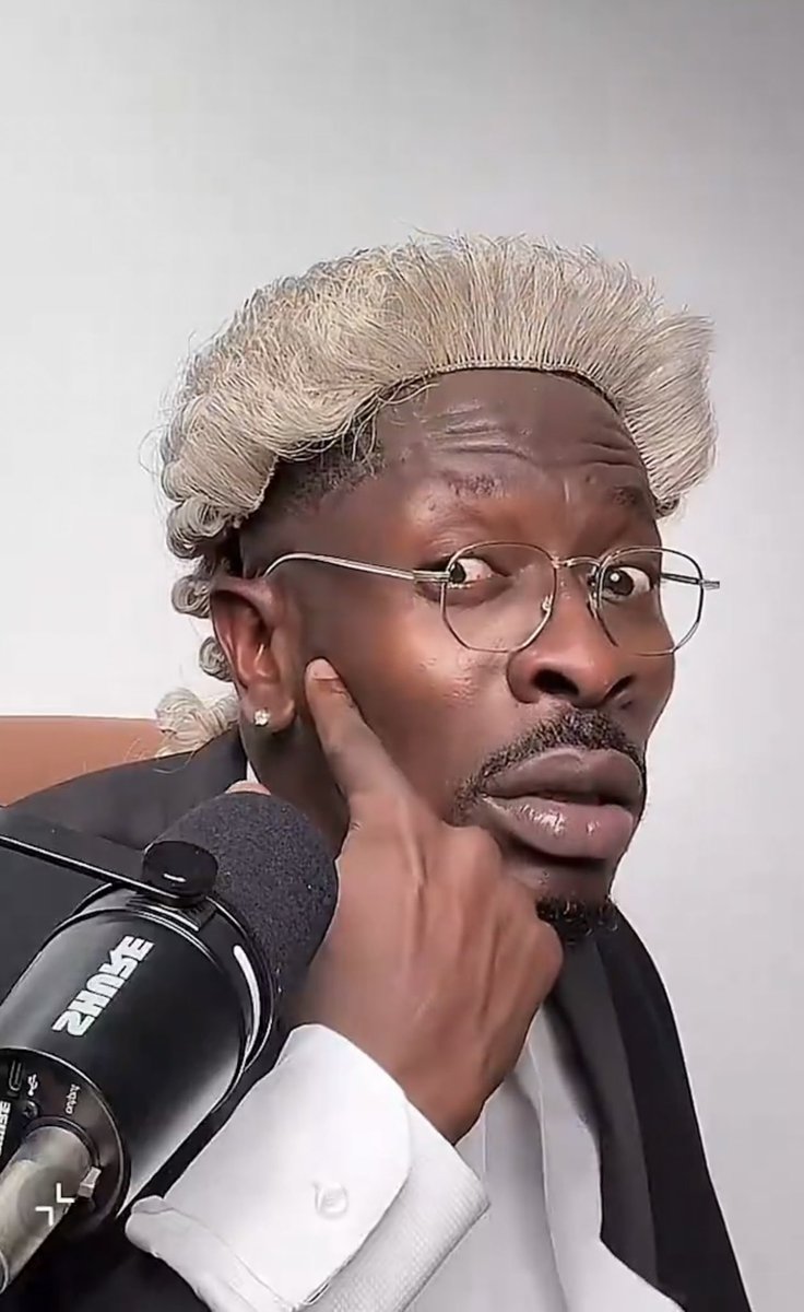 BongoIdeasHQ's tweet photo. Yo @shattawalegh 

This whole TikTok Live was an unserious and unnecessary waste of everybody’s time and your energy. The Stone-Sark beef is not even about you. Trying to get involved in a beef in which you were neither mentioned nor referenced is not only b!tchy buh reeks of an unhappy, insatiable attention seeker.

How do you intend for your words to carry weight when you’re generally viewed as a source of comic relief? Laughing stock! Constantly attacking Stonebwoy without paying critical attention to the facts of the issue is not only clownish buh also amateurish and n0nsensical!

Conveniently joining an artist who did an “Advice” d!ss track for you to gang up against a fellow artist all because of hate does not augur well for our industry. The Sarkodie you’re strenuously defending will not lift a finger for you, nor would he ever take up a fight on your behalf. Remember those who showed up and expressed solidarity during your recent brush with the law?

Figuratively, you’re helping a stranger dig a hole to bury a brother! Literally, you’re doing a great disservice to yourself by divulging clandestine information that would not only have legal repercussions buh also sink you all! 

In times like this, put your buffoonery aside and let level-headed guys like Reggie dems sanitize the airwaves. The energy you exuded on the Live was so toxic and misdirected, and that is a cancer to the industry. You never once attacked the issue from an intellectually sound point of view; it was a sheer display of enmity. 

Burna Boy will not take up a fight involving Davido and Wizkid. It’s not funny anymore. Enough is enough!