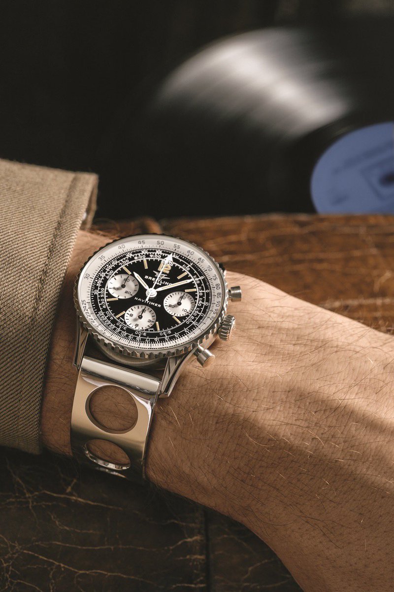 NottheSamo's tweet photo. Breitling homenageia Miles Davis com edição limitada do Navitimer. https://t.co/nErETeZNbc