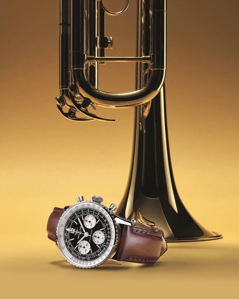 NottheSamo's tweet photo. Breitling homenageia Miles Davis com edição limitada do Navitimer. https://t.co/nErETeZNbc