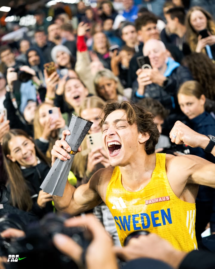 nikepreclassic's tweet photo. Soaring to Ultimate Champion status 🤌

Mondo Duplantis clears 6.20m to take home the pole vault title. The world record holder and #PreClassic and Hayward Field record holder narrowly missed a world record attempt of 6.32m to close out the competition ✨ https://t.co/p0ftZ5EBHO
