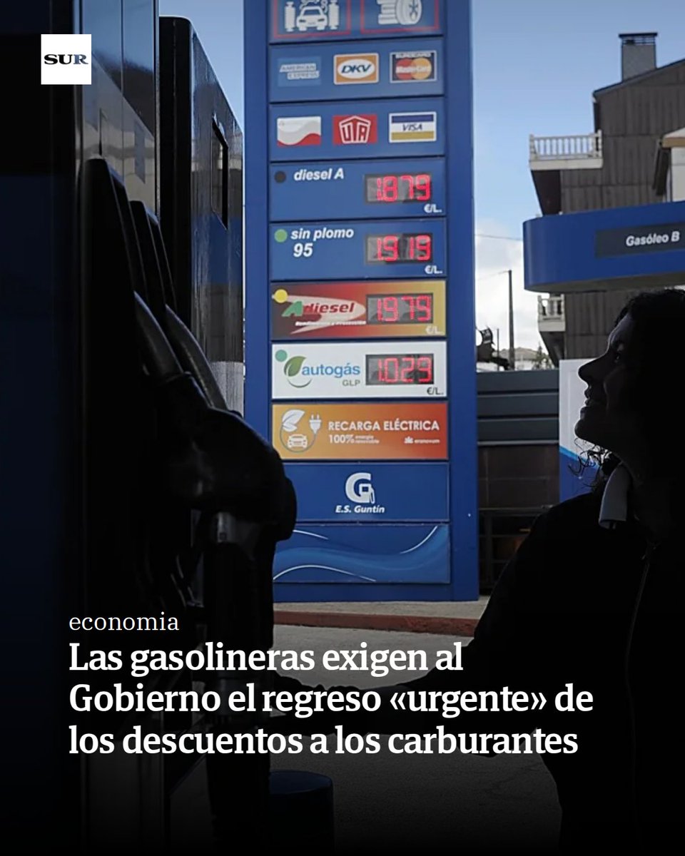 DiarioSUR's tweet photo. Las gasolineras exigen al Gobierno el regreso «urgente» de los descuentos a los carburantes. Alertan de que si el Ejecutivo no actúa, el litro de diésel se encarecerá en 24 céntimos el 1 de octubre, y el de gasolina otros seis. https://t.co/wW1wFFA7x2