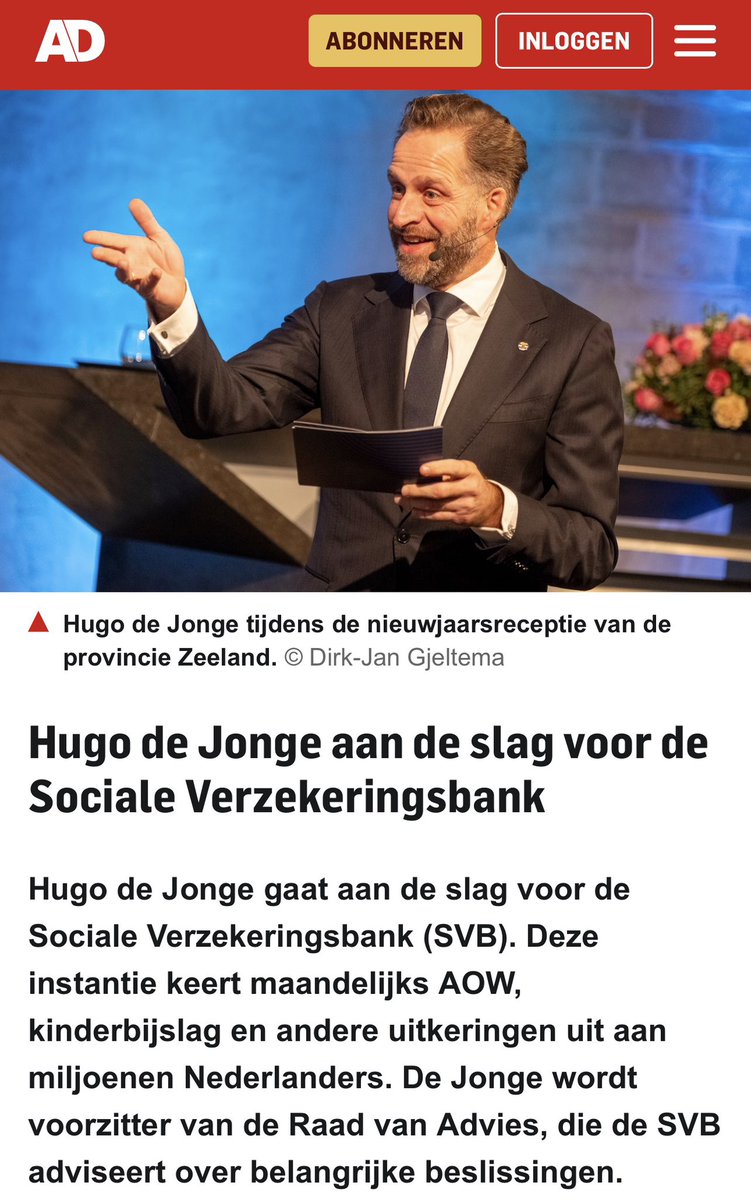 Rob_Roos's tweet photo. De Sociale Verzekeringsbank zocht iemand die alles stuk krijgt. https://t.co/LmC4OSEGTH