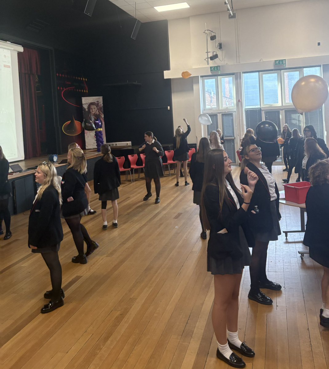 Venture_Create's tweet photo. Great couple of days focusing on gross motor skills in Child Development and our first ever NFL Flag Fooball club @OrmistonVenture https://t.co/32HuxhNu86