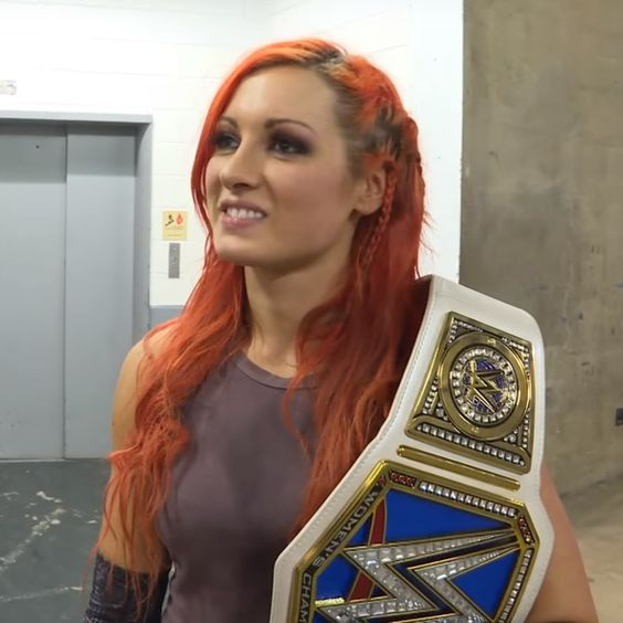 DeadlyAngelo97's tweet photo. The Irish Lass Kicker 🔥🐐
#SmackDown #WWEBacklash 2016
#BeckyLynch https://t.co/VwPglXpbEg