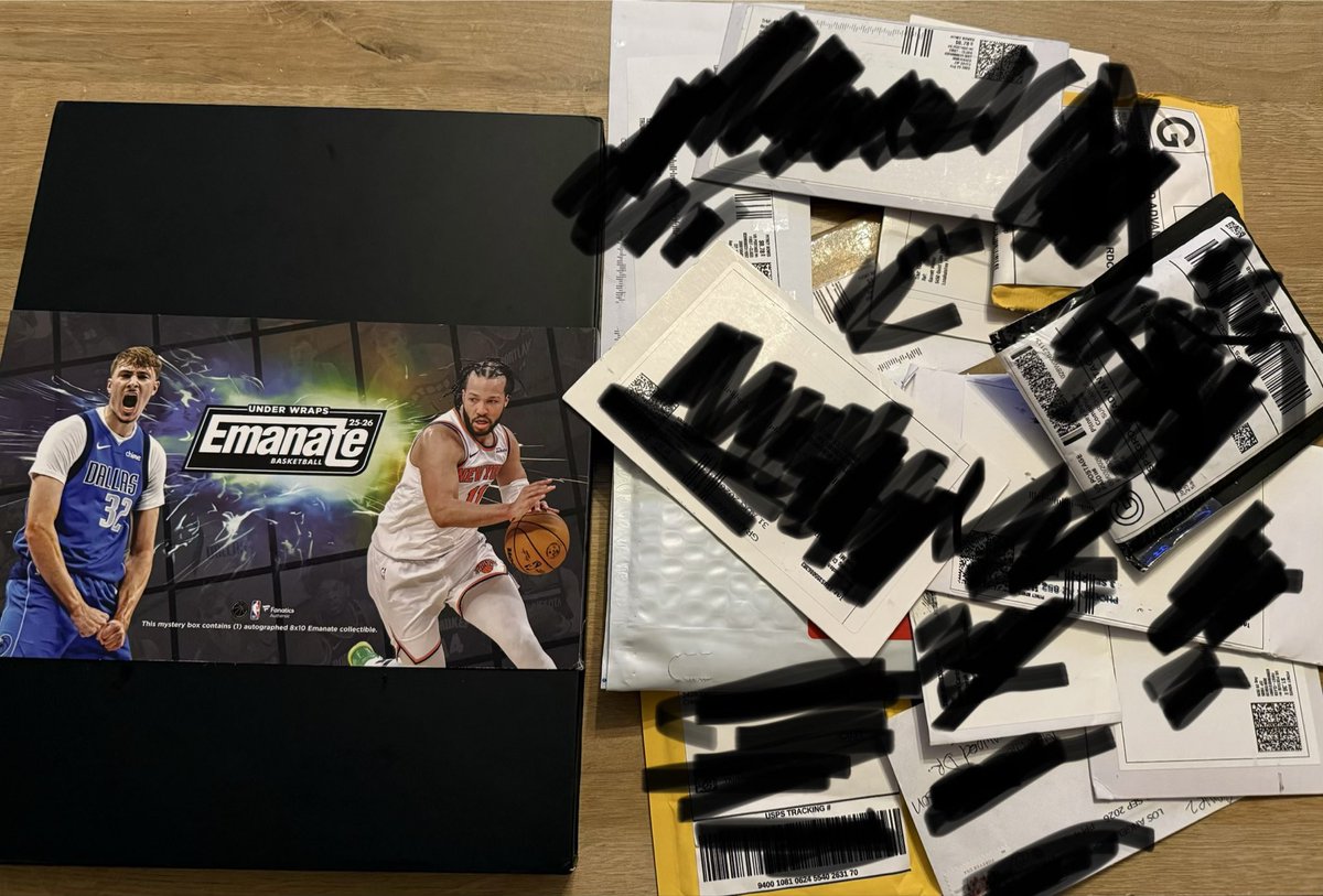 HendyRc189's tweet photo. Little #mailday yesterday that I was pumped to receive…been waiting for this Emanate for the PC 🍻#thehobby #thehobbyfamily #cardcollector #FGV #FGVs 
@Get_BIG_Cards @DomCardboard @CardPurchaser https://t.co/bZBVQ5Ephm