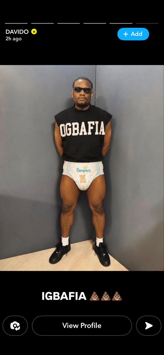 Demziano's tweet photo. @DJ_TUNEZ Ogbafiaaaaaaa davido don wear pampers for you oo https://t.co/1DIIG1z5YG