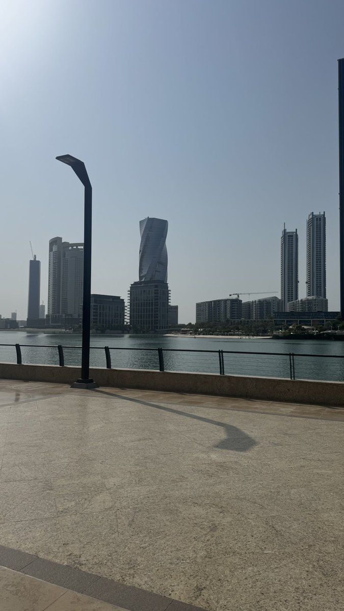 reeylw's tweet photo. 🇧🇭📍🤳🤳 https://t.co/iiAFRMhUmE