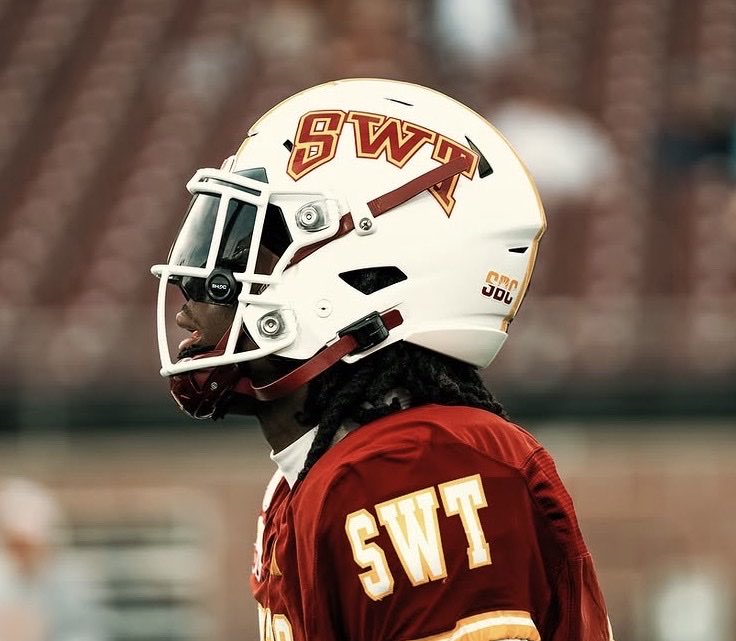 BarstoolTXST's tweet photo. One more sleep. 

Spot the ball. #FuckBird https://t.co/SiNLMvw6DK