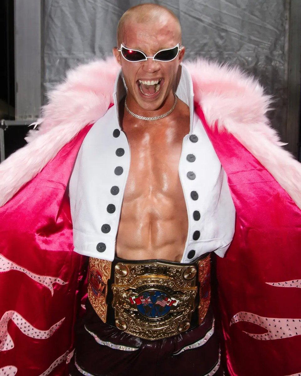aewfanhub's tweet photo. Cool photos of Fletcher, Takeshita and Okada before their match at All In. https://t.co/fwXZKxqTZ6