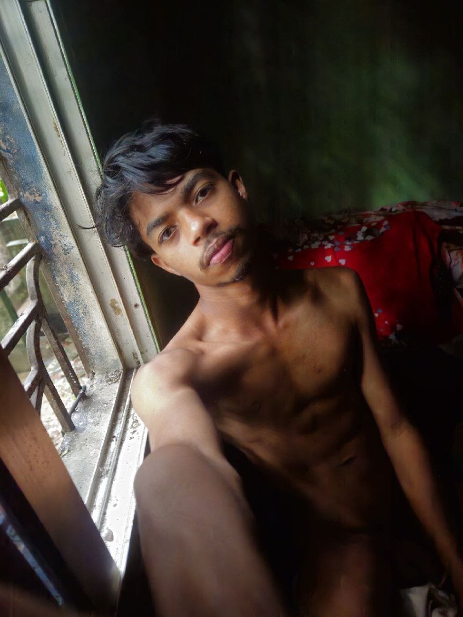 yourboirigar's tweet photo. Bangladeshi chatgaia boy. 
If you has need his video join out telegram 🥵 https://t.co/zmihHd48CY