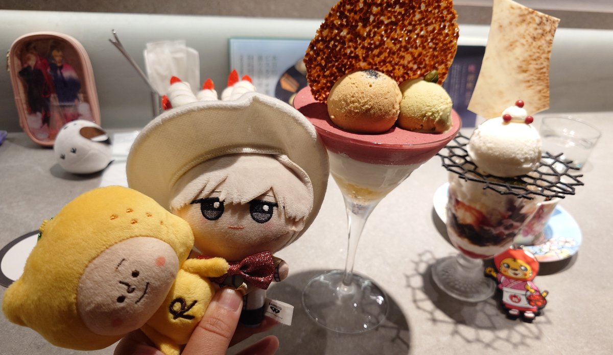 hana_524's tweet photo. 🍨パフェ佐藤🍨

北山ちゃんねるに出てきたプロジェクションマッピングのお部屋は3階だったみたいだけど、案内されたのは2階だった…ちょい残念🙄

ちょこっと早い、新くんBIRTHDAY祝い🩷️
#IMP #佐藤新 https://t.co/g279KJVPOS