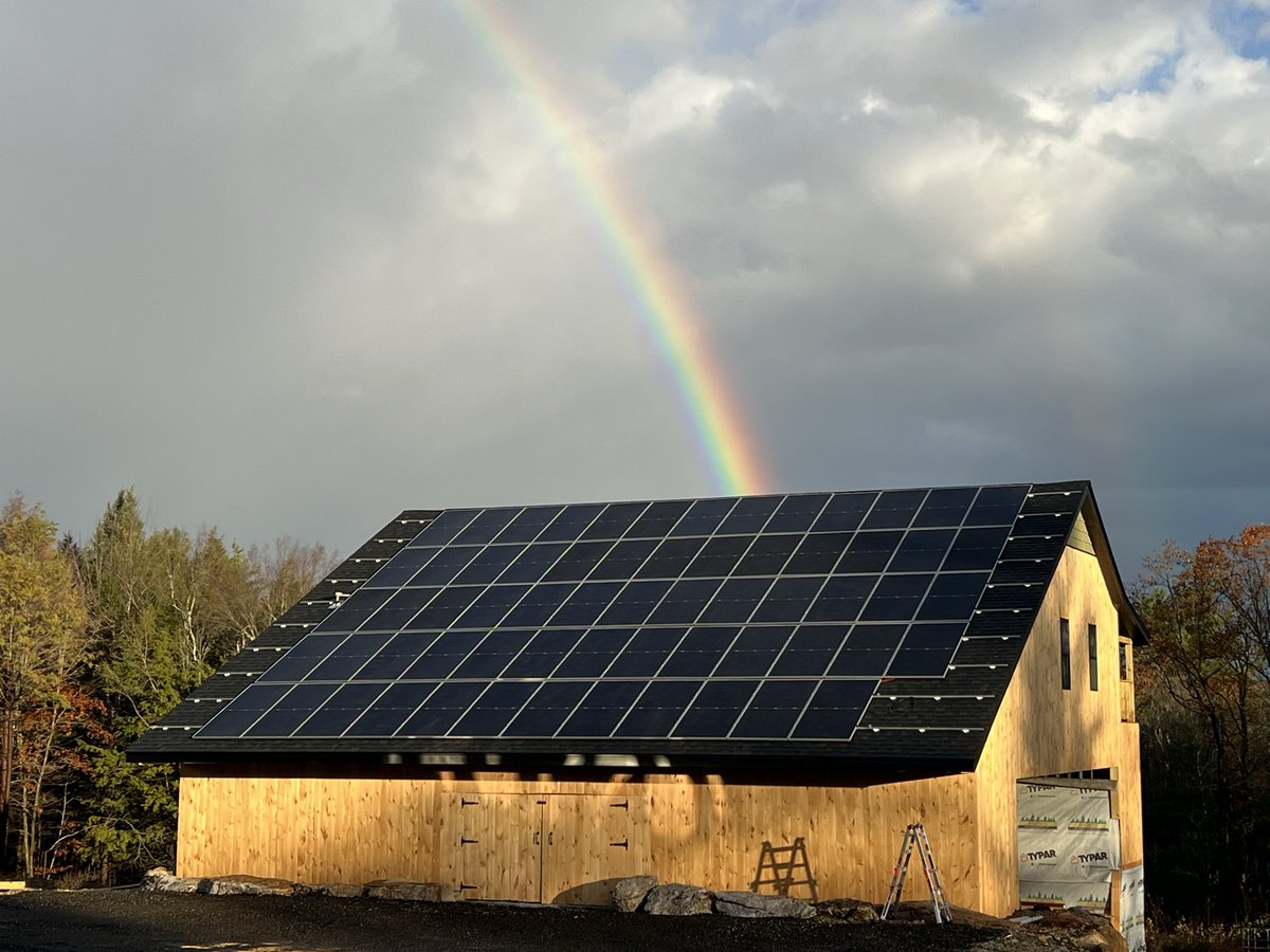 BigGimpin421's tweet photo. @newkingej @danielcronauer Same southern nh off grid https://t.co/KfVId2q8cY