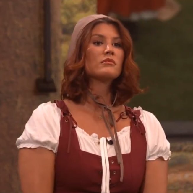 TheBigBroTea's tweet photo. Haley lost every single comp she competed in. She finally got to have that bad day she has been praying for #bb28 https://t.co/mRdmrExDLo