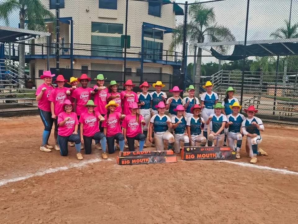 Avery_Bray1023's tweet photo. Great start to our fall season! 🥎💙

Tampa Mustangs-Bono played up in 18U at the USSSA Seminole Blast and went undefeated, with walk-off wins in both the semifinal and championship!

I was able to help my team with a walk-off single that scored 2 runs to win the championship! 🏆

Great pitching, solid defense and hot bats all weekend. Total team effort from start to finish.

Love this team and these girls. So thankful I get to share the clay with them! 💙
