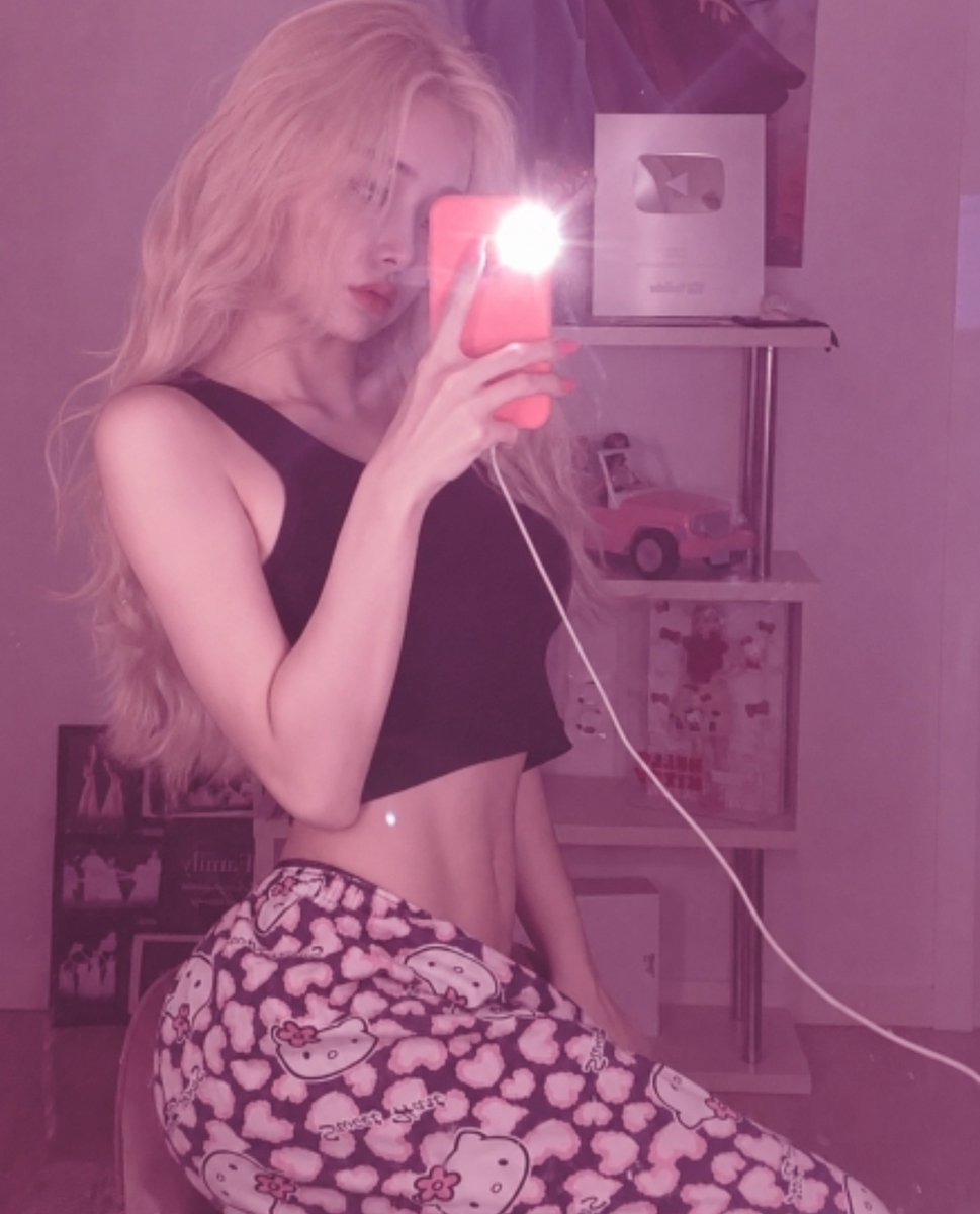 chokxhold's tweet photo. ｡˚✧ 𝓘'𝓶 𝓽𝓱𝓮 𝓰𝓲𝓻𝓵  𝔂𝓸𝓾'𝓿𝓮 𝓫𝓮𝓮𝓷 𝔀𝓪𝓲𝓽𝓲𝓷𝓰 𝓯𝓸𝓻. 
          𝓘'𝓵𝓵 𝓱𝓪𝓿𝓮 𝔂𝓸𝓾 𝓭𝓸𝔀𝓷 𝓸𝓷 𝔂𝓸𝓾𝓻 𝓴𝓷𝓮𝓮𝓼.
　　   𝓲'𝓵𝓵 𝓱𝓪𝓿𝓮 𝔂𝓸𝓾 𝓫𝓮𝓰𝓰𝓲𝓷𝓰 𝓯𝓸𝓻 𝓶𝓸𝓻𝓮. ✧˚｡

                     #seductivesunday https://t.co/OqFzJfOmnQ