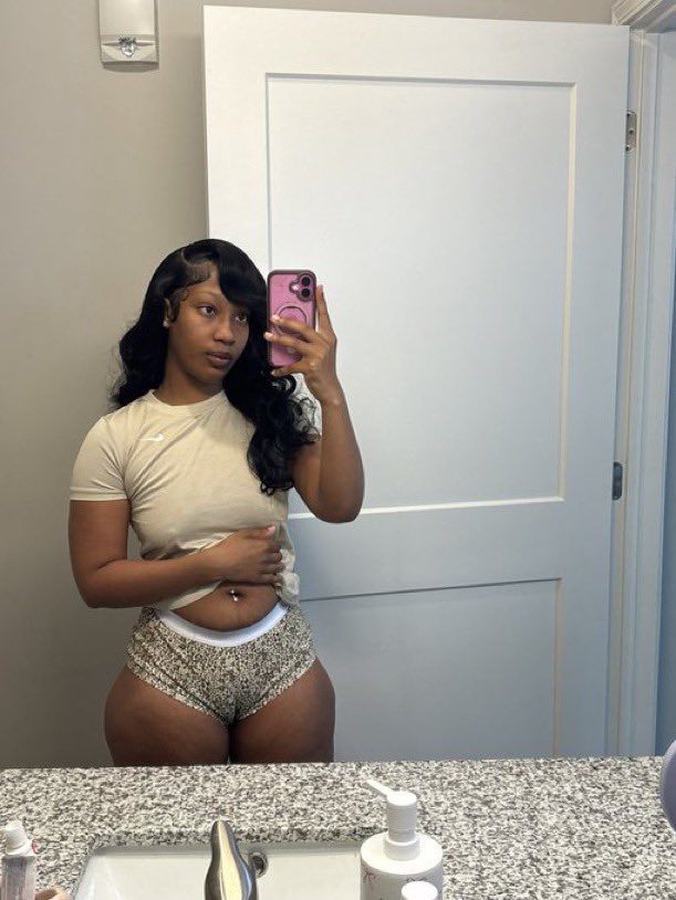msnicole58's tweet photo. Sneakylink who's down tonight ft content,meetup make me scream daddy💦💦💦😍📍

#904freaks #jacksonvillemeets https://t.co/VfWQv2LSAi