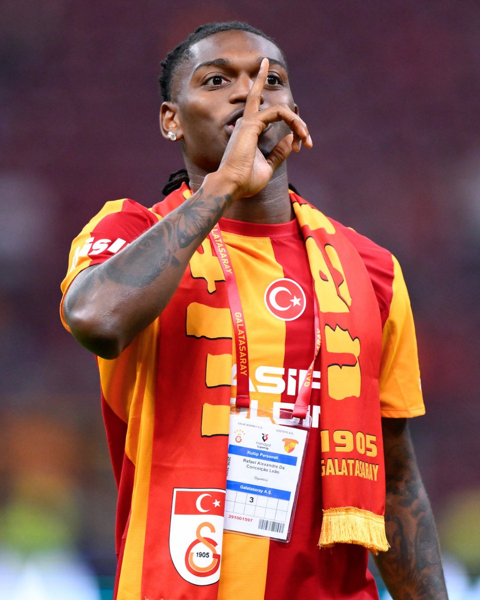 bosunatiklama's tweet photo. Rafael Leao: "Seçimlerini herkesin anlamasını bekleyemezsin.

Çünkü herkes senin verdiğin mücadeleleri yaşamıyor." https://t.co/Xwe6ACs4T9