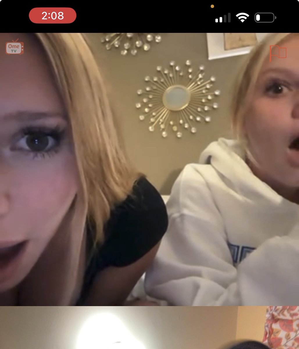 Marlonflash8274's tweet photo. Two jaws dropped #dickflash #omegle #ometv #monkeyappwins #thundr https://t.co/zcERwudqMT