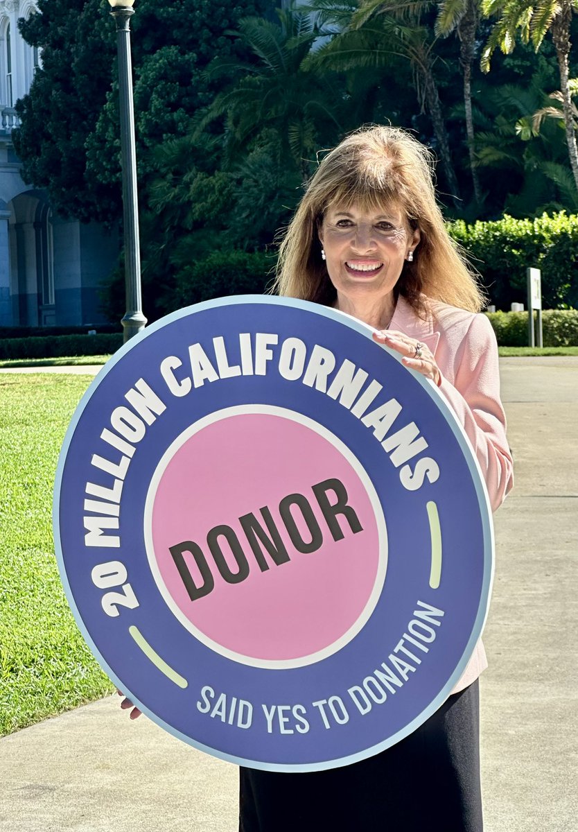 RepSpeier's tweet photo. We celebrated a milestone of legislation I authored in 2005 when I was in the State Senate: 20 million organ donors have saved or healed 600 million lives!
It’s remarkable that 1 person’s donation can save up to 8 lives and improve another 75 lives.
https://t.co/RqCrLbPSYp https://t.co/LoZs3Bmy30