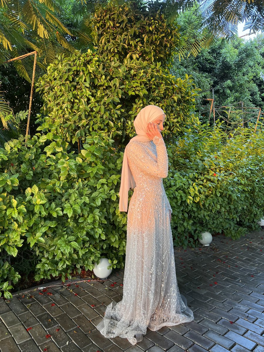 Malkmamdoh7's tweet photo. The groom’s sister🤭🤍 https://t.co/dKhUOM63zF