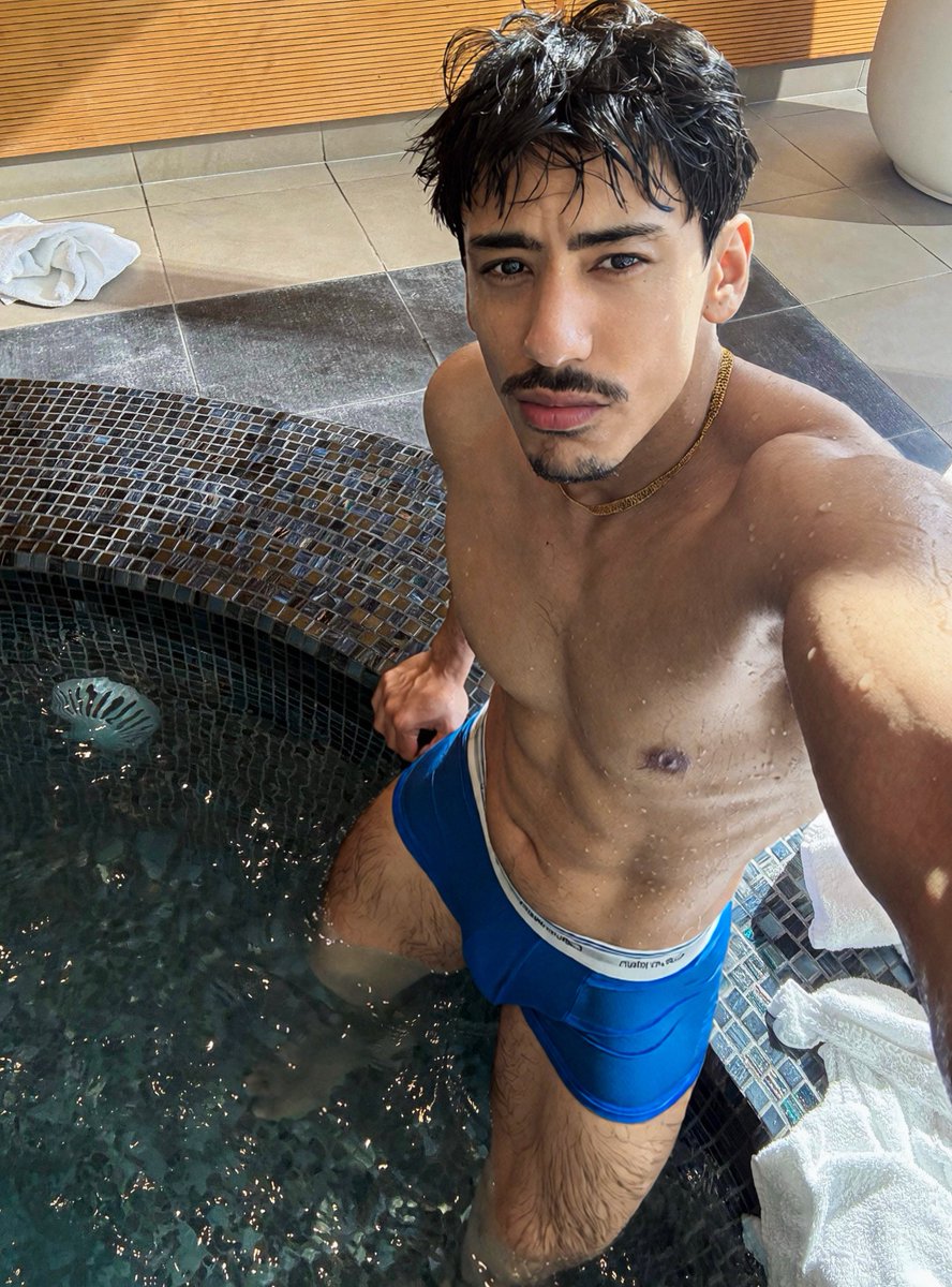 brownboyfitnz's tweet photo. Sun kissed https://t.co/VZdrMXwdUM