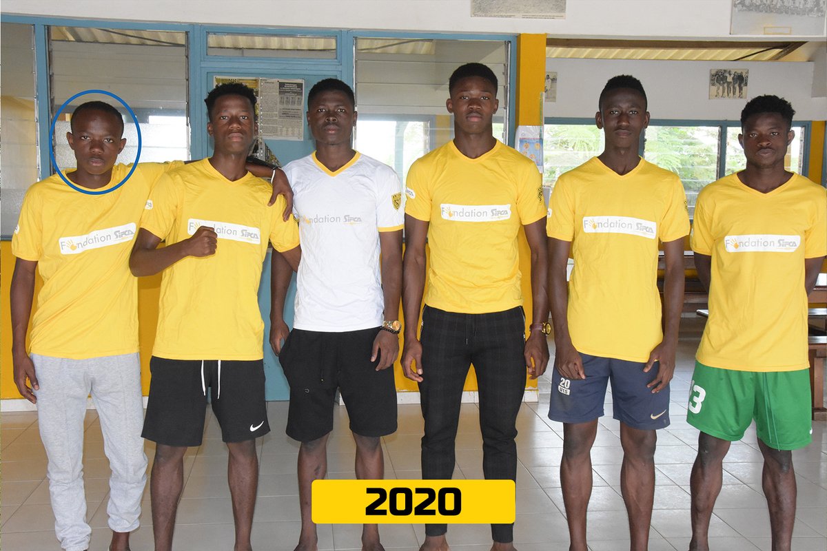 ASECMimosas's tweet photo. 💛🖤 DES ARCHIVES QUI PARLENT D’ELLES-MÊMES.

De son entrée à l’Académie MimoSifcom jusqu’à son premier but en Premier League, l’évolution de Yalcouyé Malick est documentée, année après année.

📸 2018, 2019, 2020… jusqu’à 2026 : toutes les archives sont là, sous vos yeux. Des images qui racontent un parcours, une formation, une progression et, surtout, des années de travail.

Aujourd’hui, Malick évolue au plus haut niveau du football anglais et vient d’inscrire son premier but en Premier League sous les couleurs de Brighton.

Alors, éloignons-nous des polémiques inutiles et des débats malsains. Les images, les archives et le parcours de Malick parlent mieux que toutes les spéculations.

De MimoSifcom à la Premier League.
Une histoire qui s’écrit depuis 2018. 💛🖤

#ASEC