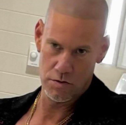 synkifymc's tweet photo. this asshole has done so much damage to this fandom by one statement https://t.co/GL1ZLUb8f4