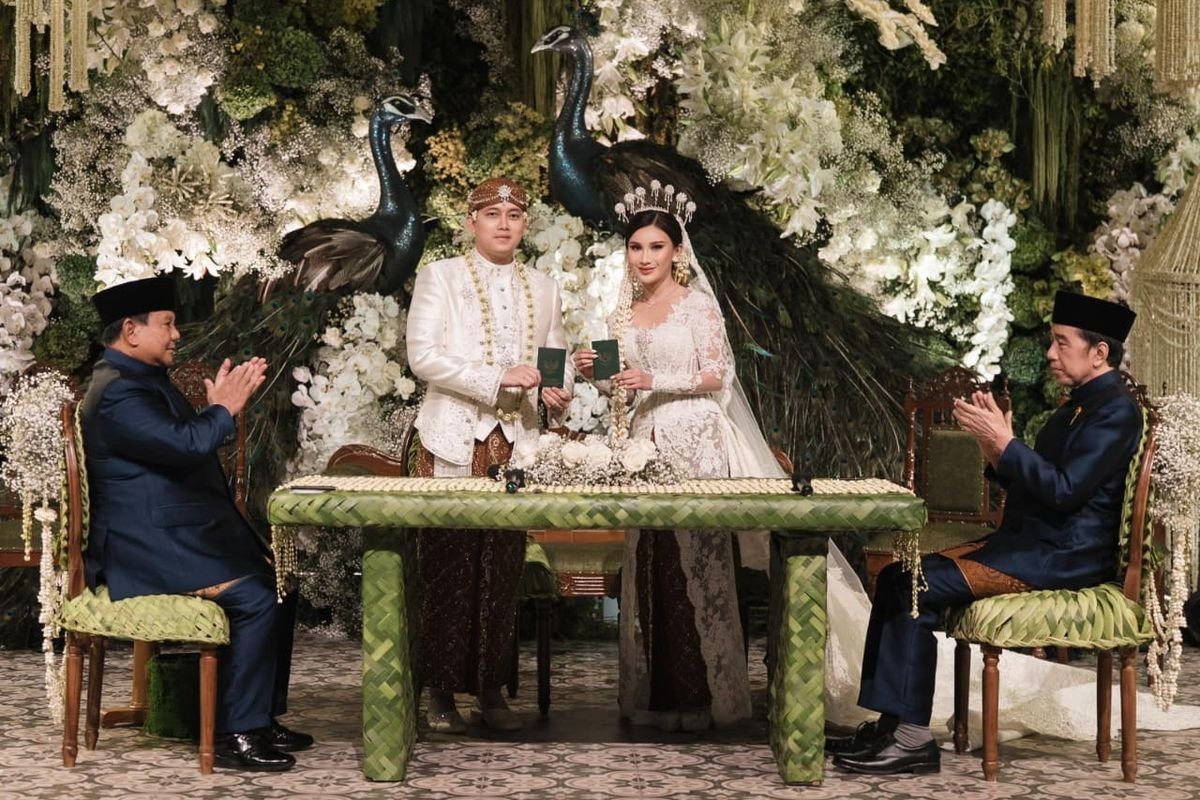 xzyland_4fy's tweet photo. ini dia, 2 engkong engkong kiri dan kanan yg jadi penyebab kenapa pengeluaran kita banyak banget. https://t.co/VuHd7uVCn5
