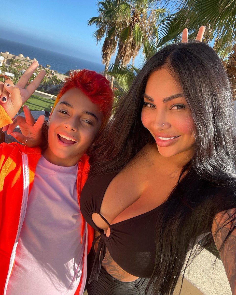 BrittanyRa54646's tweet photo. My lovely boy cash 🤴🤴🤴 https://t.co/38WjAXvdNL