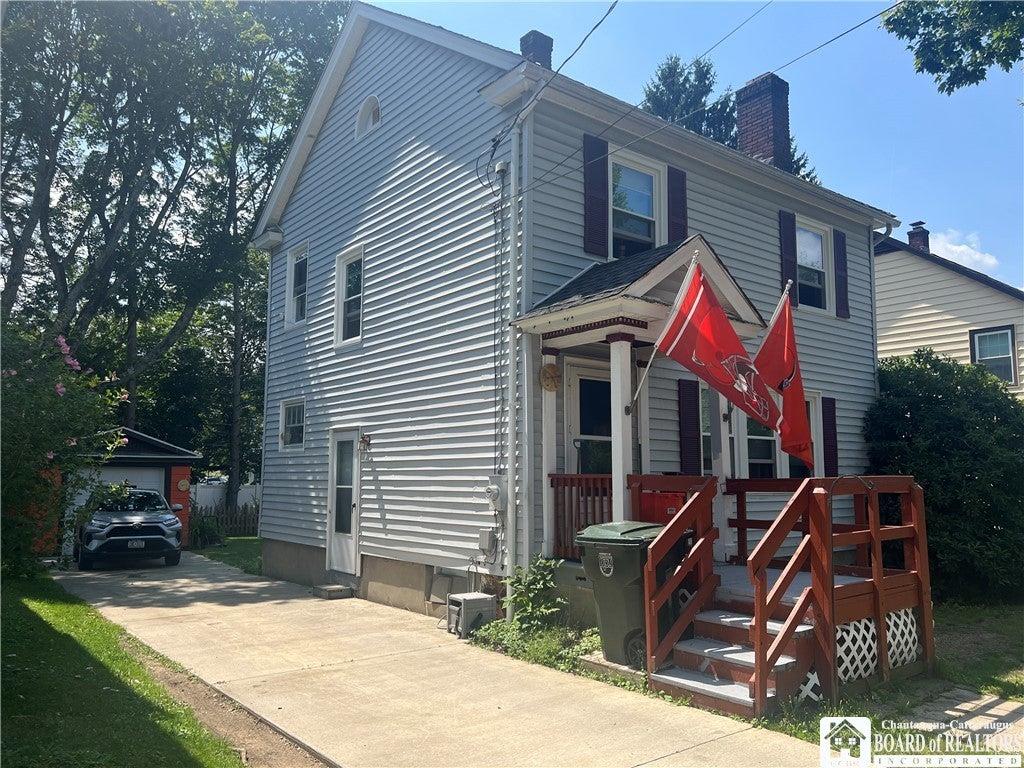 rickjuliaRE's tweet photo. Your home owning dreams could come true with this house! If it's what you're looking for, call, text, or direct message me for details.
Richard &amp; Julia McMahon
Associate Brokers &amp; Partners Real Estate Advantage https://t.co/kE5JWczuzr