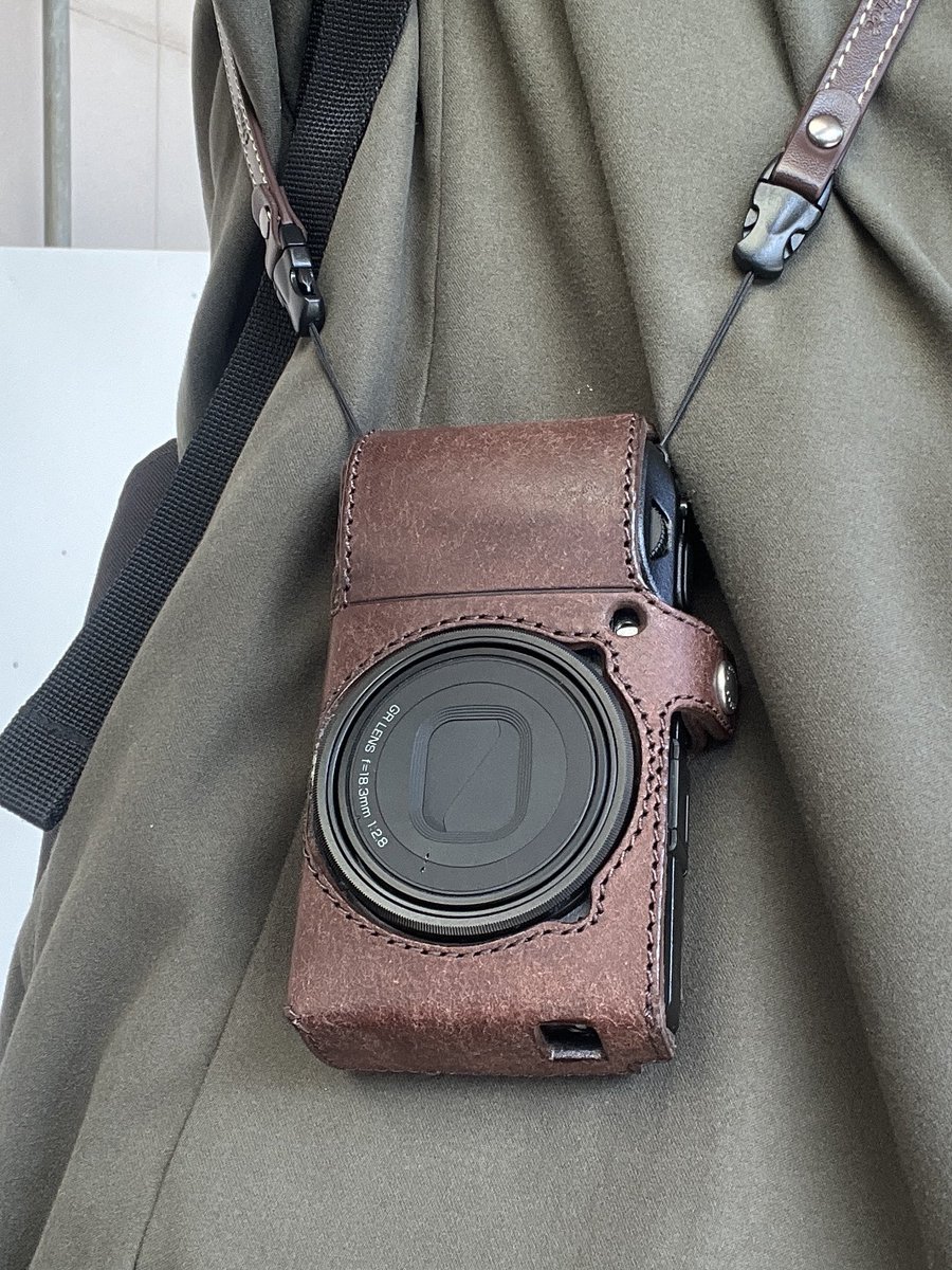 MaTaBeatCamera's tweet photo. ジェネリックGRだなんだ散々ネタにしてるけど、実際問題としてGRがマジに替えがきかない唯一のカメラだってことは使ってる身としてよく分かってるよ。RICOHさんマジ頑張って。 https://t.co/cYTB1mE4Dh