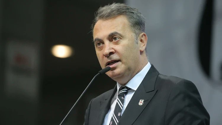 SadeceBjk0303's tweet photo. FİKRET ORMAN FEDERASYON BAŞKANI OLMALI.....

ÖZÜ SÖZÜ BİR...
TÜRK HAKEMLERİNİ DÜZELTECEK TEK KİŞİ...

GERÇEK LİDER.... https://t.co/d6dVjIKi7f