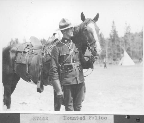 BygoneCanada tweet picture
