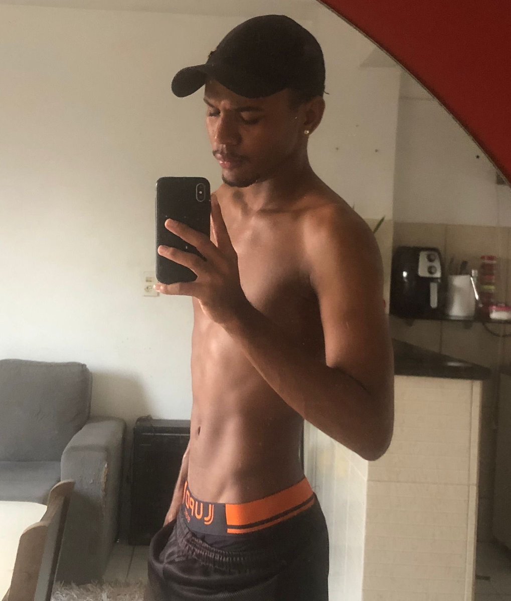 talisrodrigoo's tweet photo. 🤨 https://t.co/shre2m5ch5