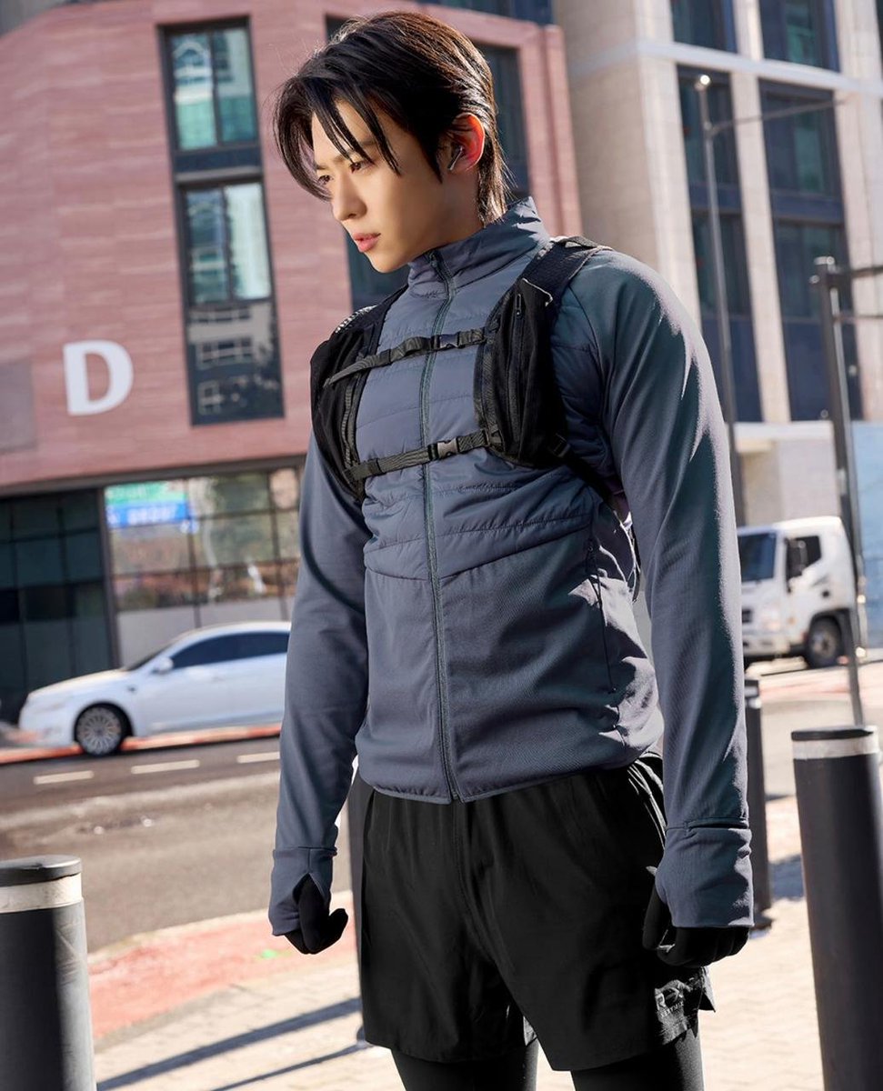 Kendywou's tweet photo. Kim Jinyoung aka Dex🔥

#덱스 https://t.co/bxBvy1FCaT