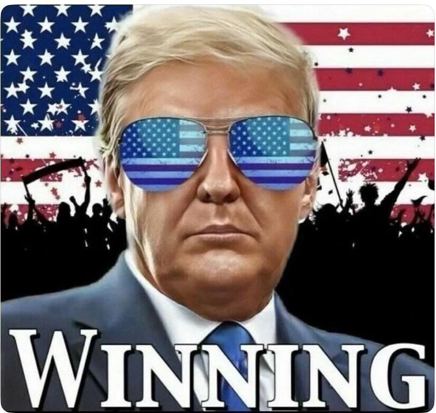 JohnLMarra's tweet photo. @donwinslow I don't read the rag called the NYT. Yes I was one of the 77 million that voted for the President. He's doing what he said he'd do. Your a book author with an opinion, who cares. Buckle up, 2 more years. Vote Red this November. #VoteRed #SocialismIsCommunism #BigTentsHaveClowns https://t.co/Q3uz5xzHab