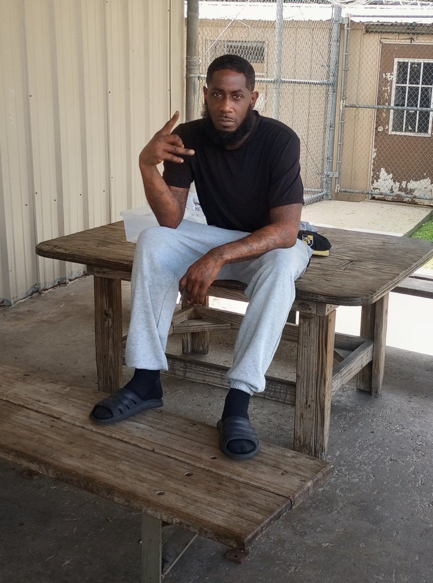 Despenza3's tweet photo. No matter how hard life gets ik
for a fact I'm built for this shit 
🫶🏾💪🏾👑 https://t.co/CqanZa4VYT