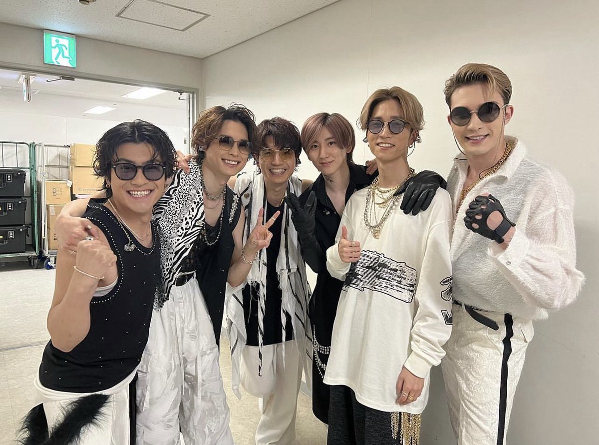 tnkajria's tweet photo. 1番好きな衣装🥹🫶🏻💎 https://t.co/Ako6qc4wjB