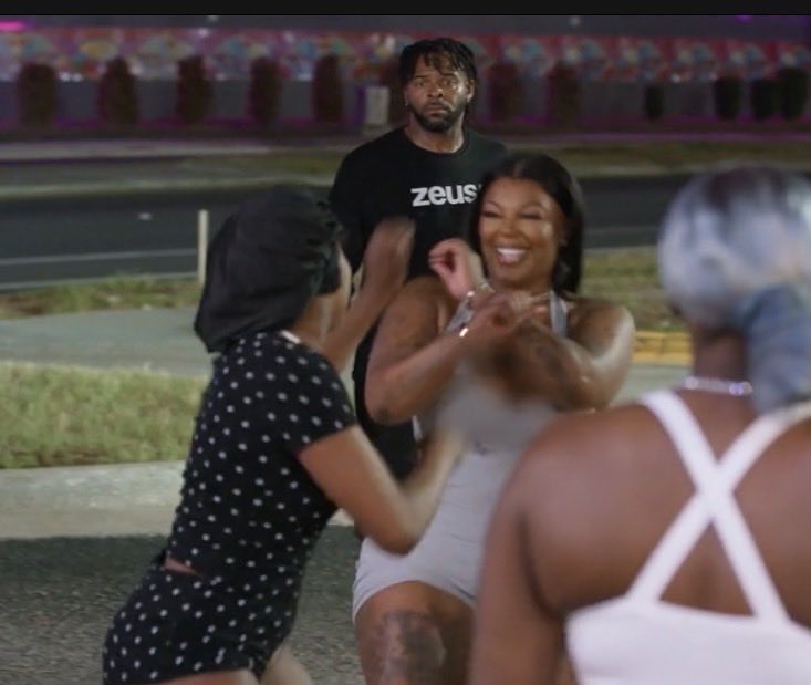 htxspace_'s tweet photo. Me taunting my lil sister  #BaddiesUSAChapterTwo #BaddiesUSA #Baddies https://t.co/buNBTmxjr1